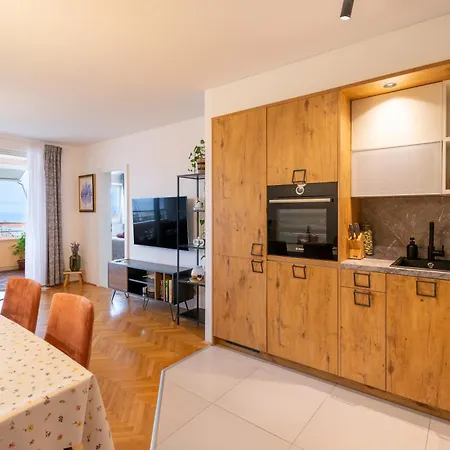 Maja Superior Apartamento *